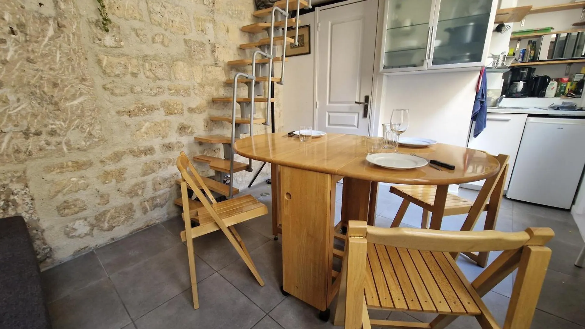 Marais Menilmontant דירה *